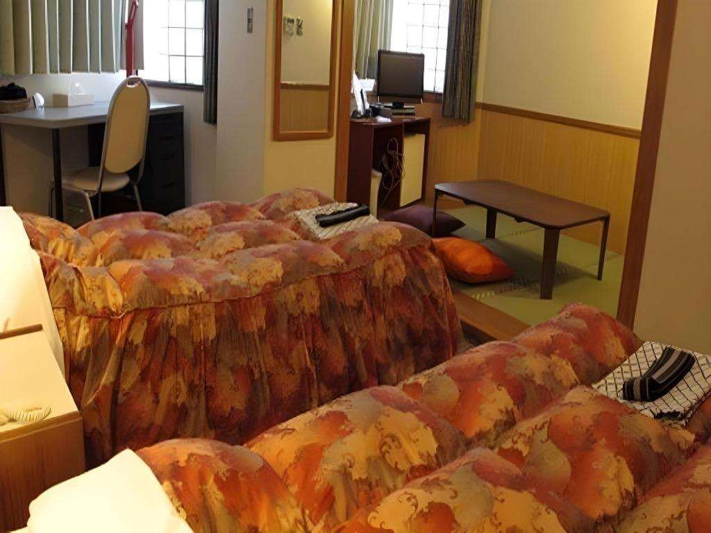 Mimatsu Hotel Мито Экстерьер фото